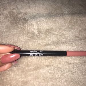 Wet and wild Gel Lipliner.